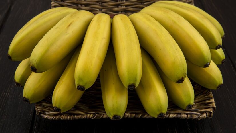 Desse jeito as bananas ficarão protegidas do gás etileno, que faz as frutas amadurecerem (Fotos: Freepik)