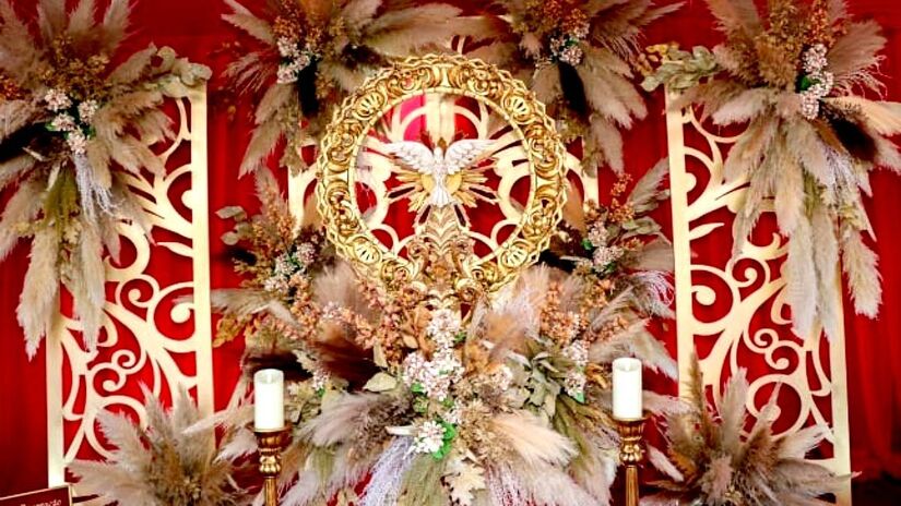 Localizada na avenida Francisco Rodrigues Filho, o local funciona na Associação Pró-Festa do Divino Espírito Santo, um dos organizadores da festa com a Diocese de Mogi das Cruzes.
Divulgação/Festa do Divino