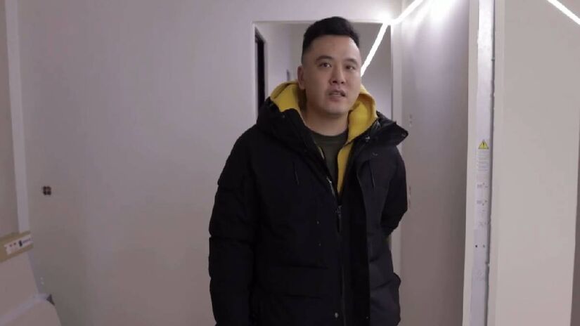 Xinying Lin mudou de profissão. Depois de vender o restaurante, começou a trabalhar como micromecânico |Reprodução Yle