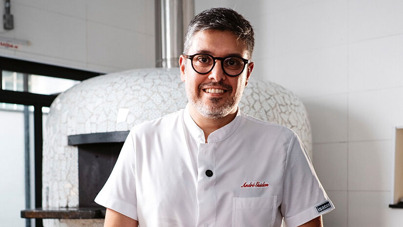 André Guidon, do Leggera Pizza Napolitana, foi nomeado o 63&ordm; melhor pizzaiolo do mundo.

/Foto: Reprodução/Facebook