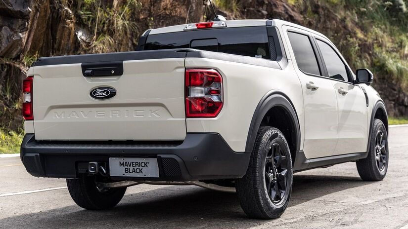 Tremor agrega suspensão exclusiva, tração 4WD e pneus 235/65 R17 All-Terrain Plus e bloqueio do diferencial traseiro.

/Foto: Divulgação