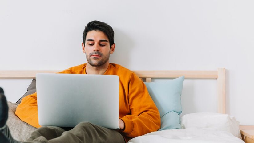 Pesquisa tenta entender interação entre notebook e espermatozóides