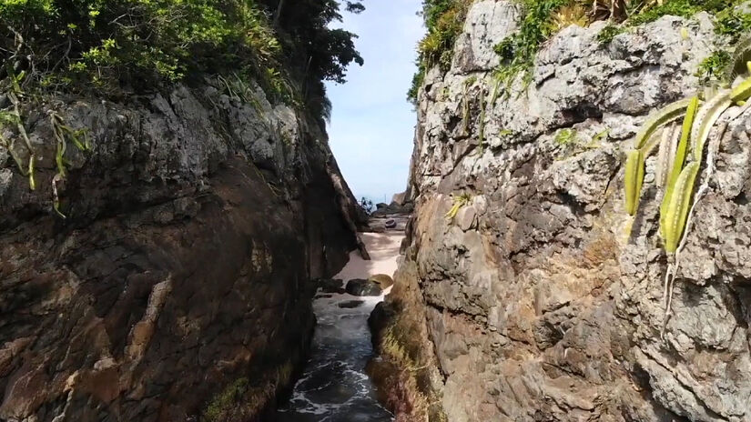 Ilha é considerada por muitos como a menor praia do mundo. 