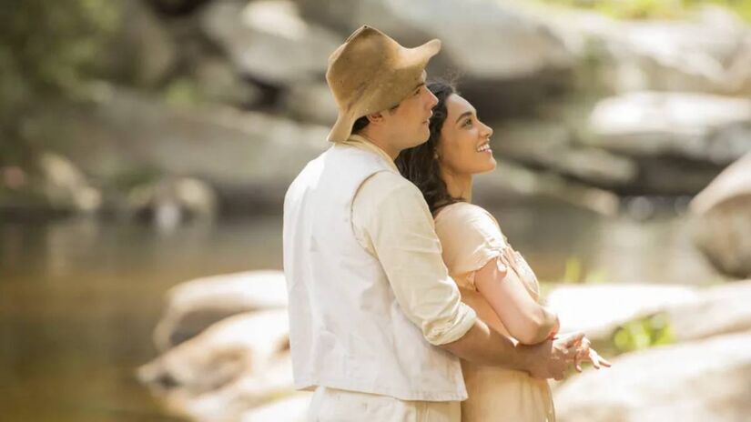 Como em toda novela, Candinho teve seu final feliz ao lado de seu amor, Filó; depois de muitos desencontros, o casal selou a união e foi viver na fazenda, longe da ambição da cidade grande. 