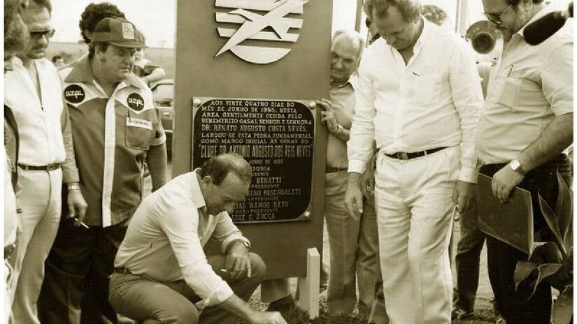 Benito foi responsável por idealizar e inaugurar o Thermas dos Laranjais em 1987.