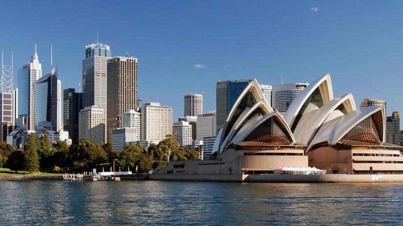 Sydney, austrália
Entre a Opera House icônica e praias deslumbrantes, Sydney combina vida urbana com natureza. A Harbour Bridge oferece vistas espetaculares da baía.
Foto: Reprodução/Flickr