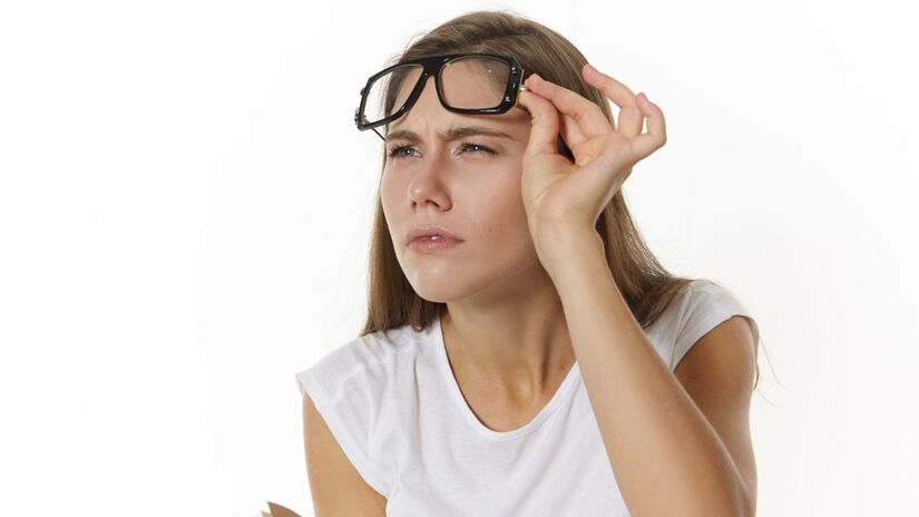 Os olhos são os primeiros afetados; as telas causam miopia e fadiga visual