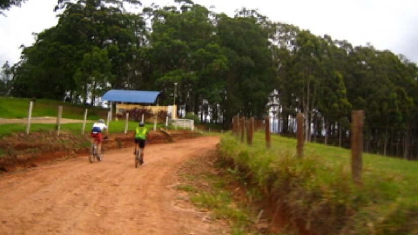 Analândia também é atrativo de quem curte cicloturismo. Imagem: varzeamtb/Flickr