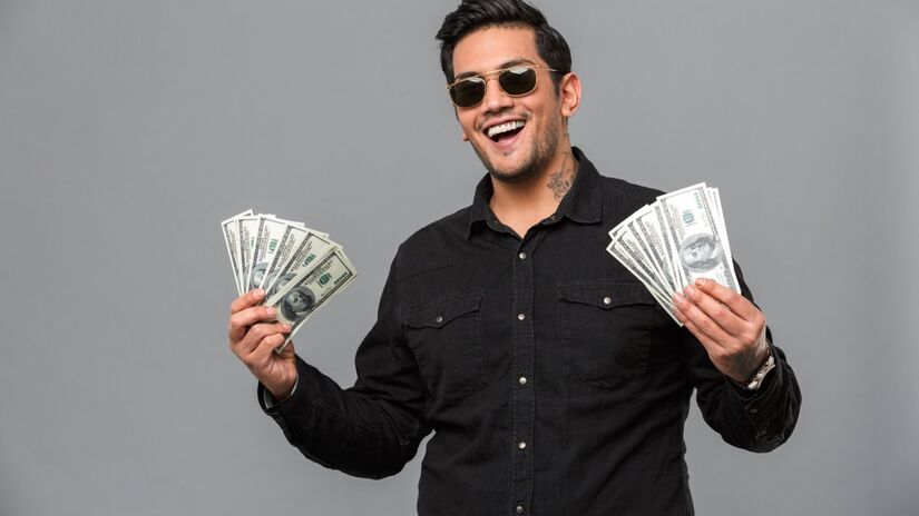 Mesmo demandando alto gasto, economista conseguiu fortuna considerável com seu truque