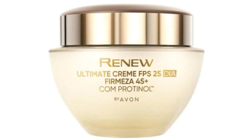 Conheça 6 produtos de beleza que ajudam na produção de colágeno por menos de R$ 100,00:

Renew Ultimate Dia Firmeza 45+ (Avon): o principal ativo desse produto é a associação do protinol + phloretin. O protino é um ativo exclusivo da Avon que visa a produção de dois tipos de colágeno. Já o phloretin é um antioxidante natural, que uniformiza o tom da pele. O produto custa em média R$ 70,00.