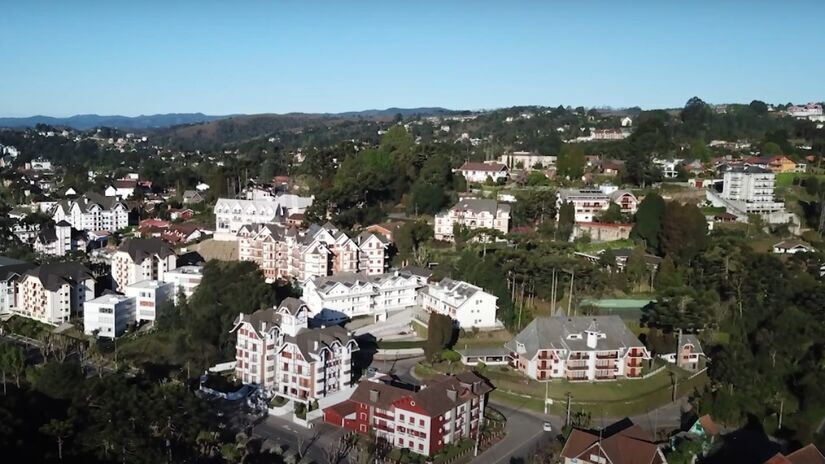 Campos do Jordão foi eleita a cidade mais bonita de São Paulo por turistas de várias regiões do país.