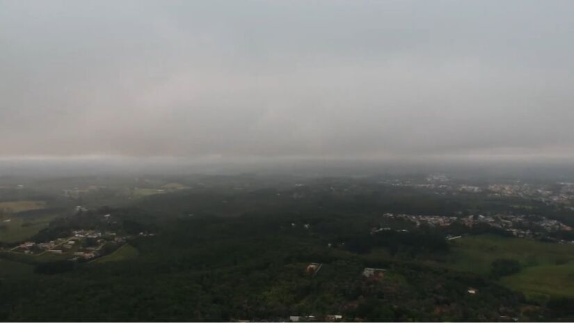 Neblina, geada e garoa são muito comuns em Marsilac (Foto: Reprodução/Youtube)