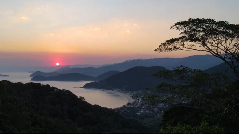 Localizado no extremo sul da capital, Marsilac faz divisa com a Serra do Mar e preserva áreas de Mata Atlântica intocada