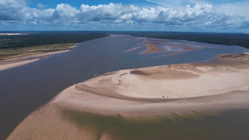 Dunas do Morro Branco são um dos destaques das rotas pelo Delta