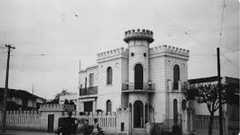 O Castelinho da Rua Apa pertencia à Família Reis e é palco do assassinato  da família