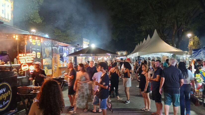 Festival traz costelão no fogo de chão, bandas cover e espaço pet-friendly.
Divulgação/GA Assessoria de Imprensa