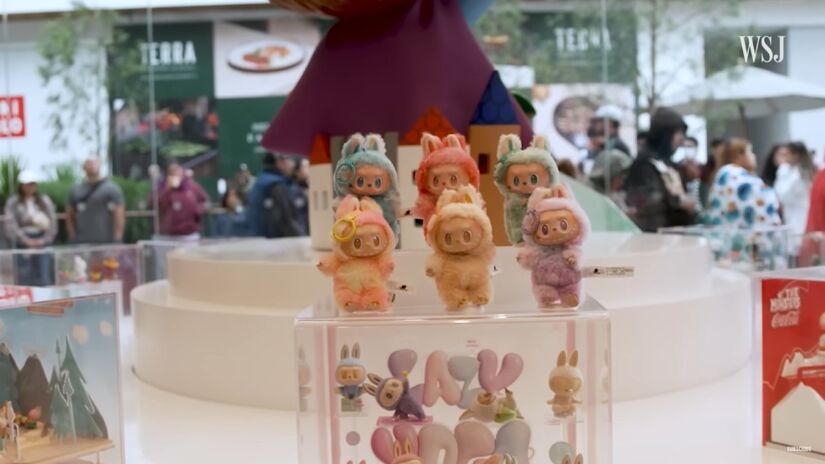 Bonecos são vendidos como itens colecionáveis e indicados apenas para maiores de 15 anos