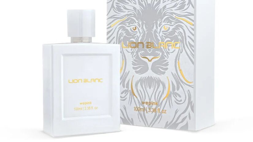O perfume tem "cheiro de homem mais velho", com notas de âmbar amadeirado, Kevin afirma que conforme as horas vão passando, a fragrância no corpo vai ficando mais gostosa na pele.

Fotos: Reprodução/Divulgação