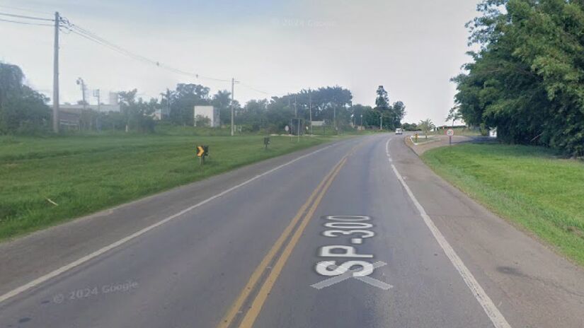 Rodovia Marechal Rondon (SP-300) -
A Marechal Rondon é uma das principais rodovias transversais do estado. Ela atravessa dezenas de municípios, como Bauru, Araçatuba e Andradina, com uma das maiores extensões da malha viária paulista.