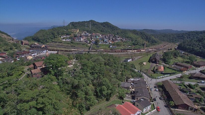 A cidade de Paranapiacaba na verdade é distrito de Santo André. Imagem: Vertematti/Wikimedia Commons