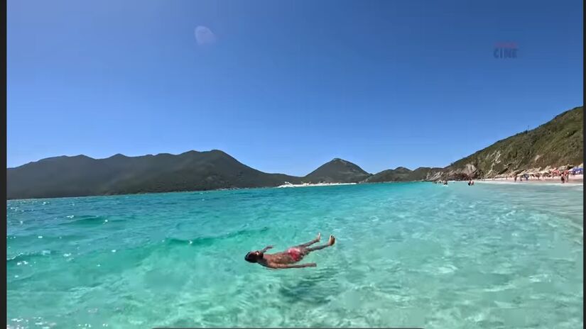 Arraial do Cabo virou um refúgio para quem quer fugir da agitação dos grandes centros urbanos - imagem: reprodução YouTube