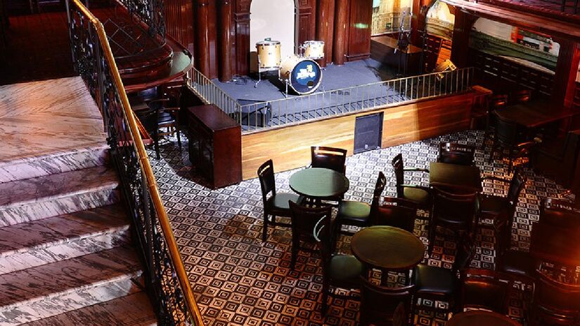 Fundado em 2008 e com duas unidades na Capital, The Blue Pub é mais um bar que carrega consigo a história do rock. Toda a estética dos dois espaços foram inspirados nos pubs famosos ao redor do mundo - (Divulgação/The Blue Pub)