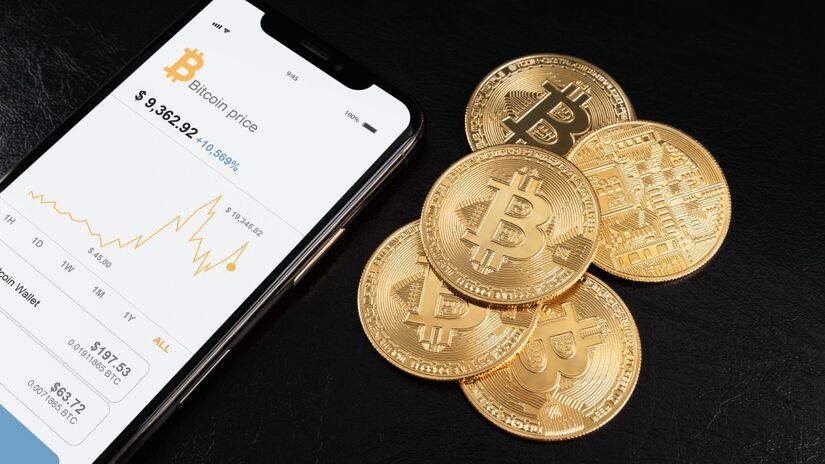 Criptomoeda: é uma moeda digital que usa criptografia para garantir seu valor em transações