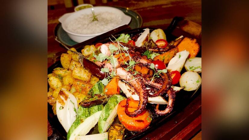 Entre as opções, há desde moquecas e frutos do mar a hambúrgueres artesanais, pizzas especiais e petiscos para compartilhar
Instagram/festival gastronômico de Peruíbe