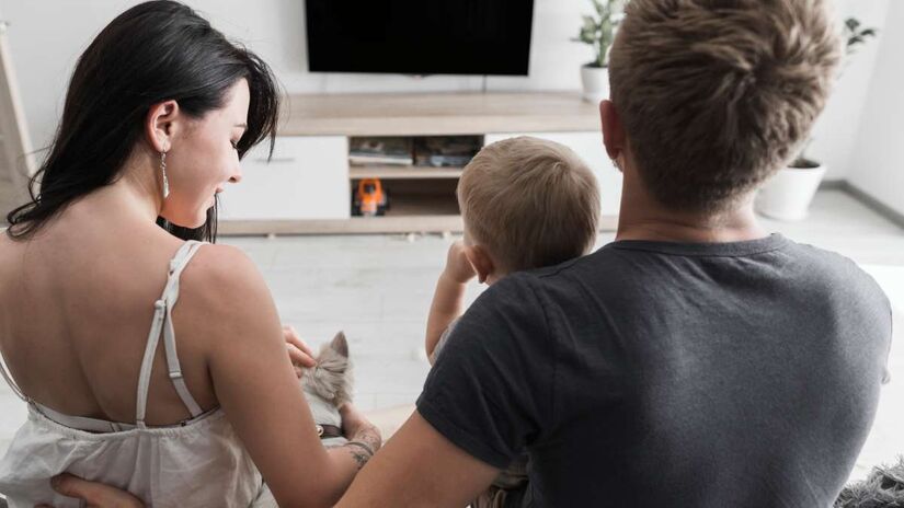 5. Muitas vezes, quem cresceu sendo manipulado reproduz o mesmo comportamento sem perceber. O controle sobre os outros aparece como reflexo inconsciente do que foi aprendido em casa.