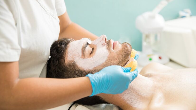 Redes sociais e preços acessíveis impulsionam a procura por estética masculina