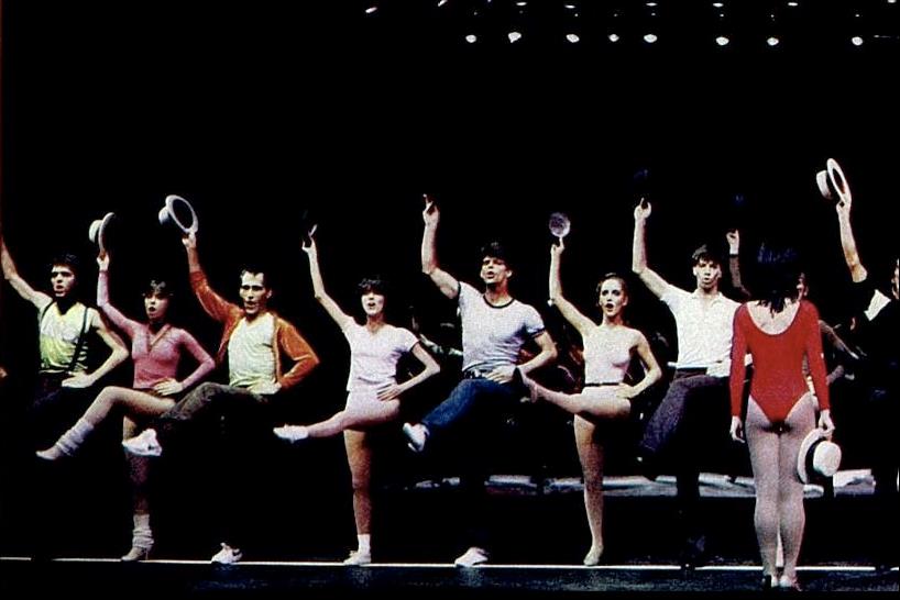 Musical 'A Chorus Line', um dos maiores sucessos da Broadway, e também um dos mais premiados, retornará aos palcos de São Paulo após mais de 40 anos.