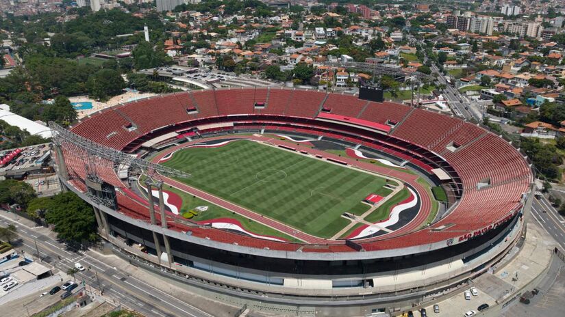 Atualizado o seu apelido de Morumbi para MorumBIS, o estádio é a tradicional casa do São Paulo Futebol Clube. Inaugurado em 1960, o projeto foi idealizado pelo então presidente do clube Cícero Pompeu de Toledo e tornou-se um símbolo do futebol paulista. 