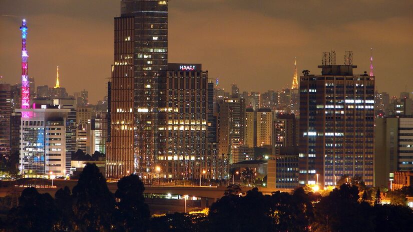 São Paulo tem a menor taxa de homicídios entre as capitais brasileiras: 4,5 por 100 mil habitantes em 2023, metade do índice de 2015. (Foto: Wikimedia Commons)