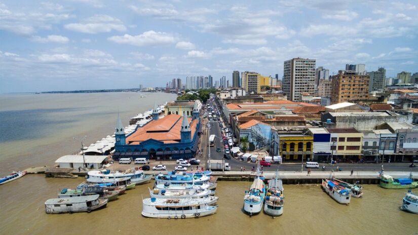 Belém é a porta de entrada para a Amazônia e mistura natureza, fé e cultura