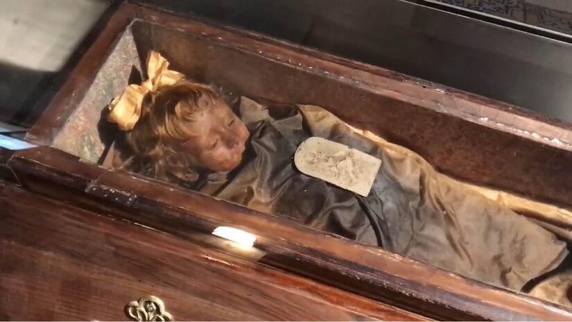 A fórmula secreta do embalsamamento só foi descoberta décadas depois (Fotos: Reprodução/Youtube)