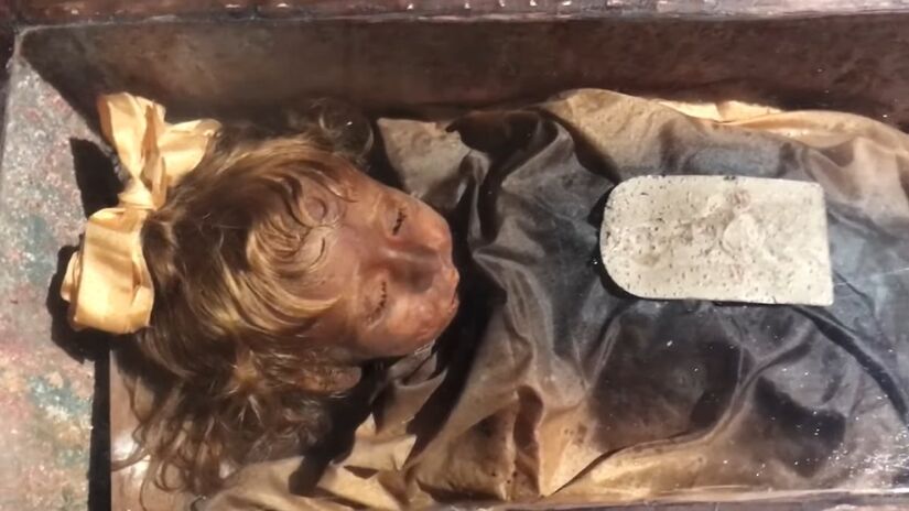 A menina italiana ficou conhecida como a "Bela Adormecida" de Palermo