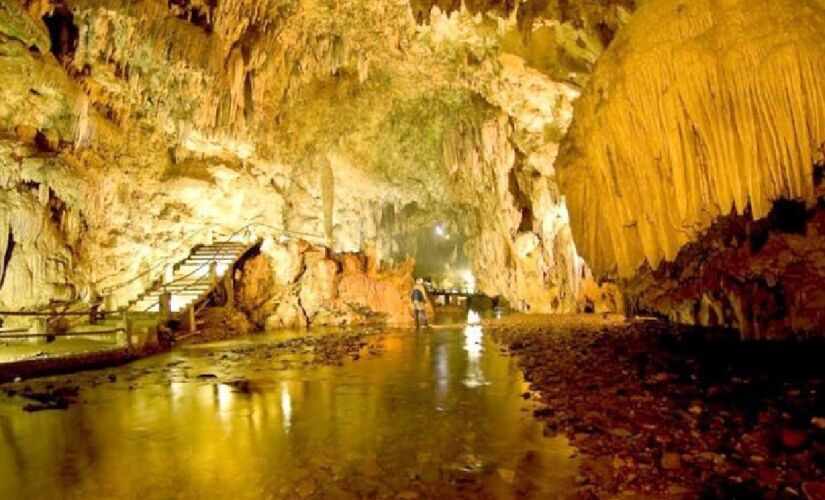 A maior caverna de São Paulo, localizada no interior, é um paraíso natural aberto para os turistas - (Divulgação/Secretaria do Meio Ambiente)