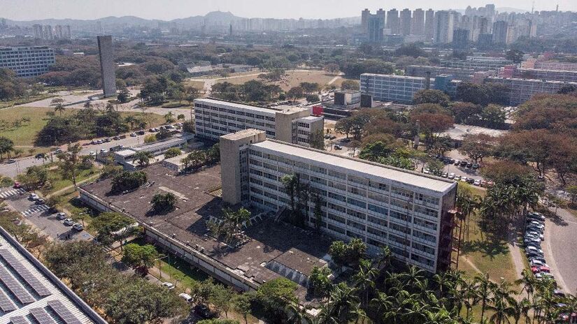 Essa cidade possui até mesmo prefeitura própria. Imagem: Governo do Estado de São Paulo/Wikimedia Commons
