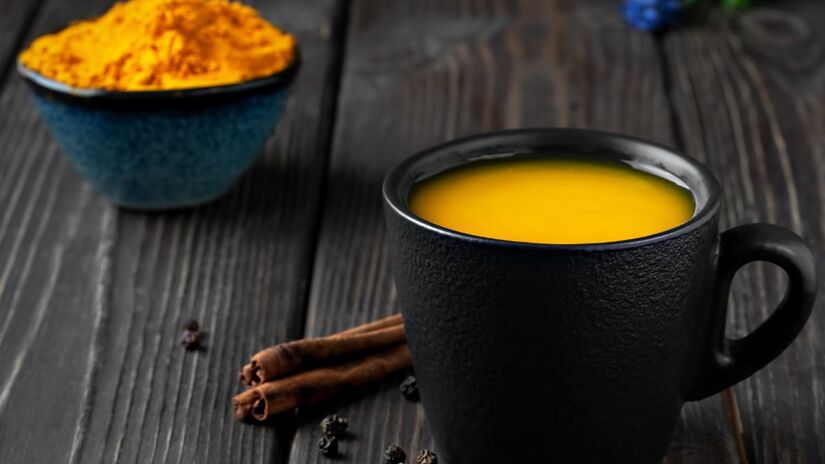 A cúrcuma também é queridinha para a memória pelos seus efeitos anti-inflamatórios (Foto: Freepik)
