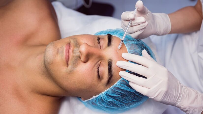 Cada vez mais homens recorrem à cirurgia plástica para elevar a autoestima