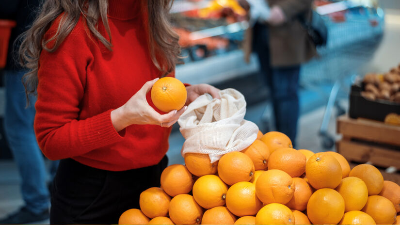 Laranja também apresentou baixa, de 9,8%, influenciada pela menor demanda nas férias escolares.
Foto: @frimufilms/Freepik