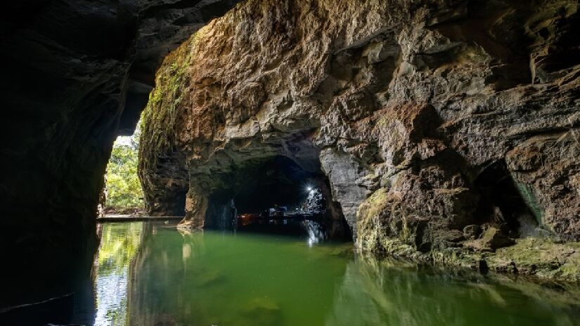 Localizada na Serra da Mantiqueira, a cidade oferece uma gama diversa de experiências para todos os perfis de visitantes.