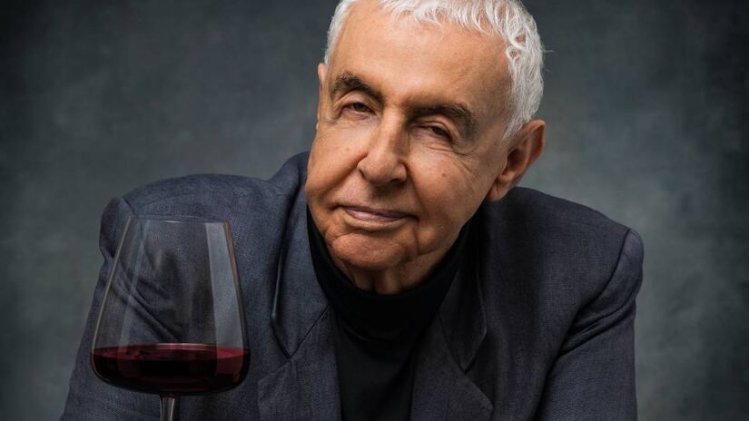 'Memórias do Vinho' é último texto escrito para teatro pela atriz Jandira Martini, que faleceu em janeiro de 2024. Fotos: Divulgação