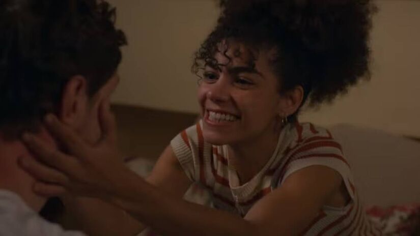 Mesmo sabendo que o rapaz não consegue interagir, Ana Clara continuará falando, revelando, inclusive, que pretende se casar com ele. Fotos: Reprodução/TV Globo