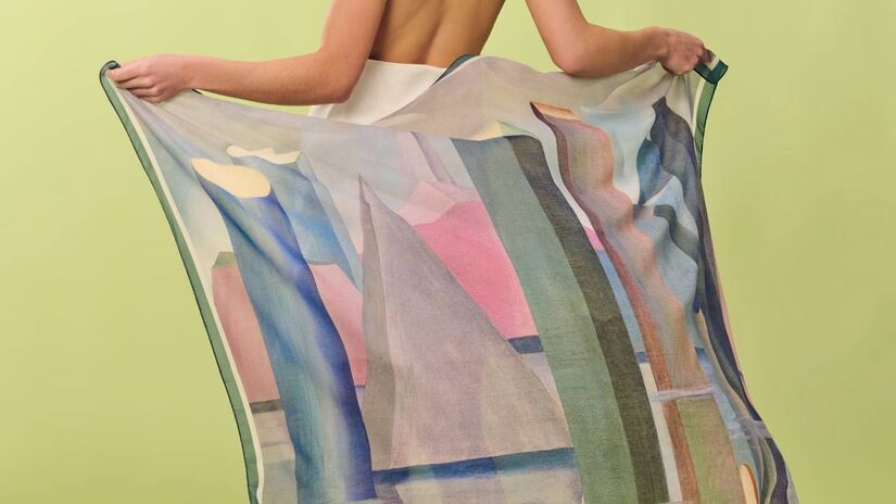 Marca Scarf Me, referência de alta tecnologia de estamparia, lança a segunda fase da coleção de lenços inspirada na obra de Tarsila do Amaral.