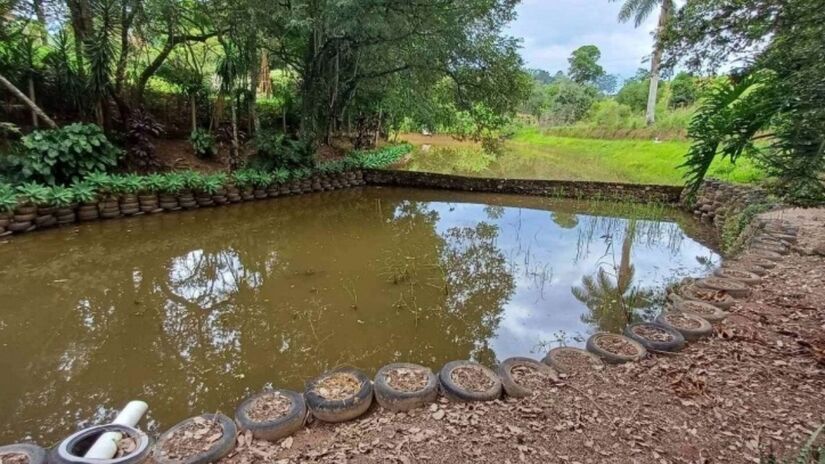 Terreno também dispõe de três tanques de contenção próximo ao córrego, que atravessa a propriedade. Fotos: Divulgação