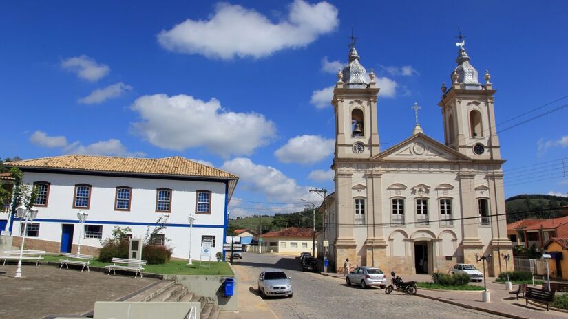Areias: com ruas de pedra e construções centenárias, Areias foi pioneira no cultivo do café em SP e chegou a receber a visita da Princesa Isabel. Foto: Halley Pacheco de Oliveira/Wikimedia Commons