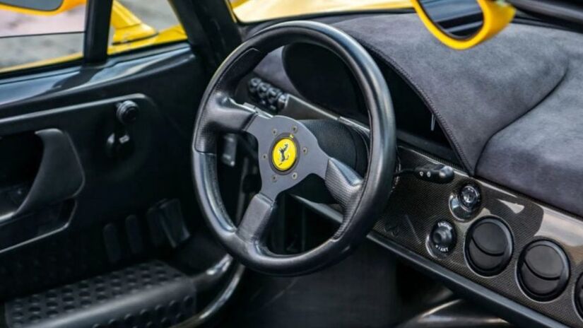 Ao todo, a Ferrari fabricou 349 exemplares da F50, sendo 55 destinados ao mercado norte-americano.
Jorge Guasso - Cortesia da Sotheby's