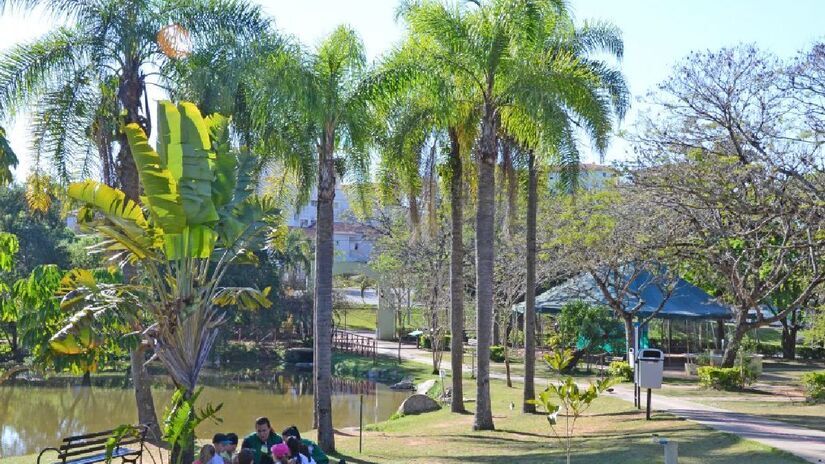 Aos amantes de animais, o Parque Zoológico Municipal Quinzinho de Barros oferece uma oportunidade de aprendizado e diversão, abrigando uma variedade interessante de diferentes espécies de animais, promovendo a educação ambiental - (Divulgação/PMS)