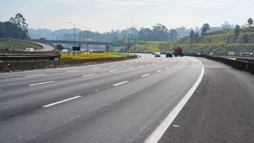 Trecho revitalizado da Rodovia dos Imigrantes na Baixada Santista | Mariana Moaraes/Ecovias
